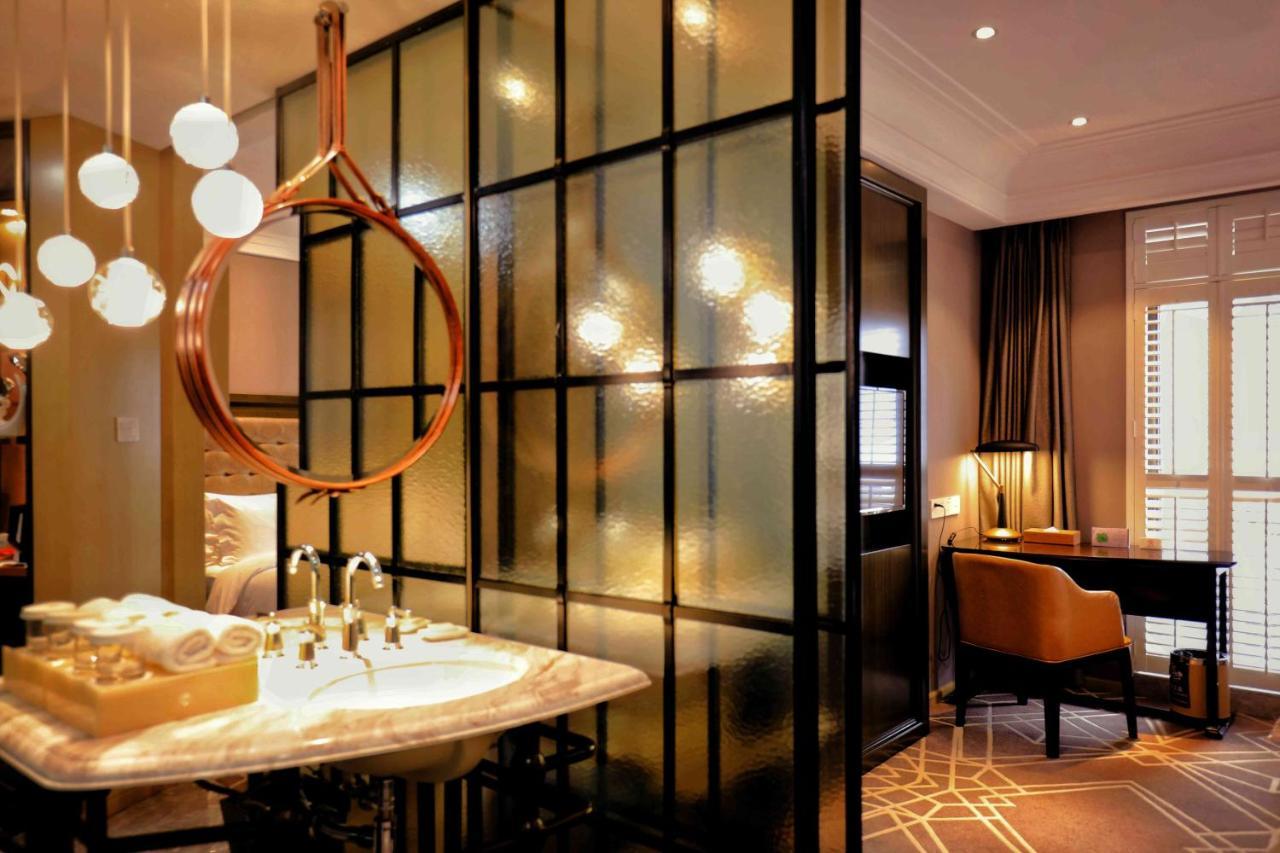 Jinjiang Metropolo Hotel Classic Nanjing Road Шанхай Екстер'єр фото