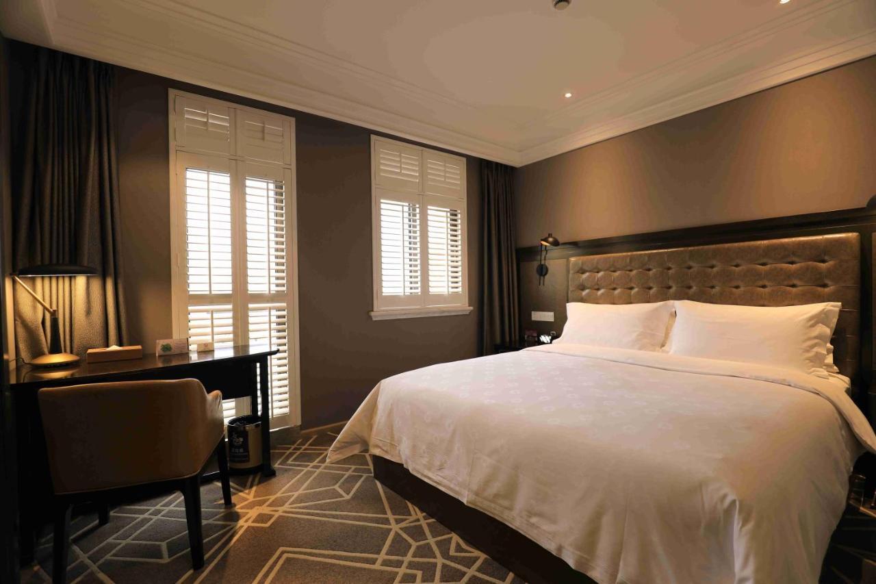 Jinjiang Metropolo Hotel Classic Nanjing Road Шанхай Екстер'єр фото