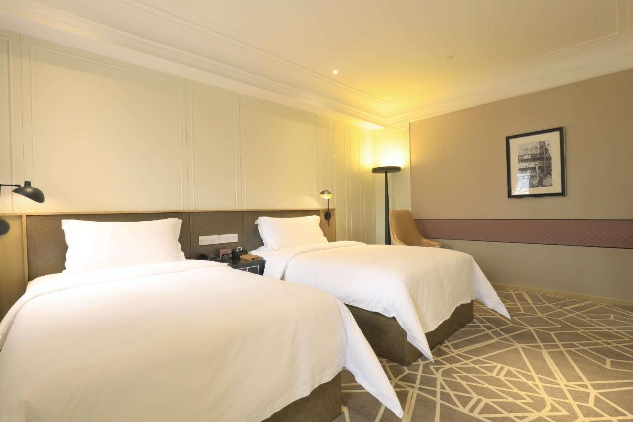 Jinjiang Metropolo Hotel Classic Nanjing Road Шанхай Екстер'єр фото