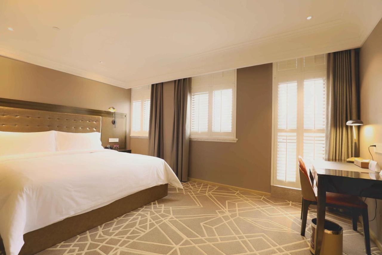 Jinjiang Metropolo Hotel Classic Nanjing Road Шанхай Екстер'єр фото