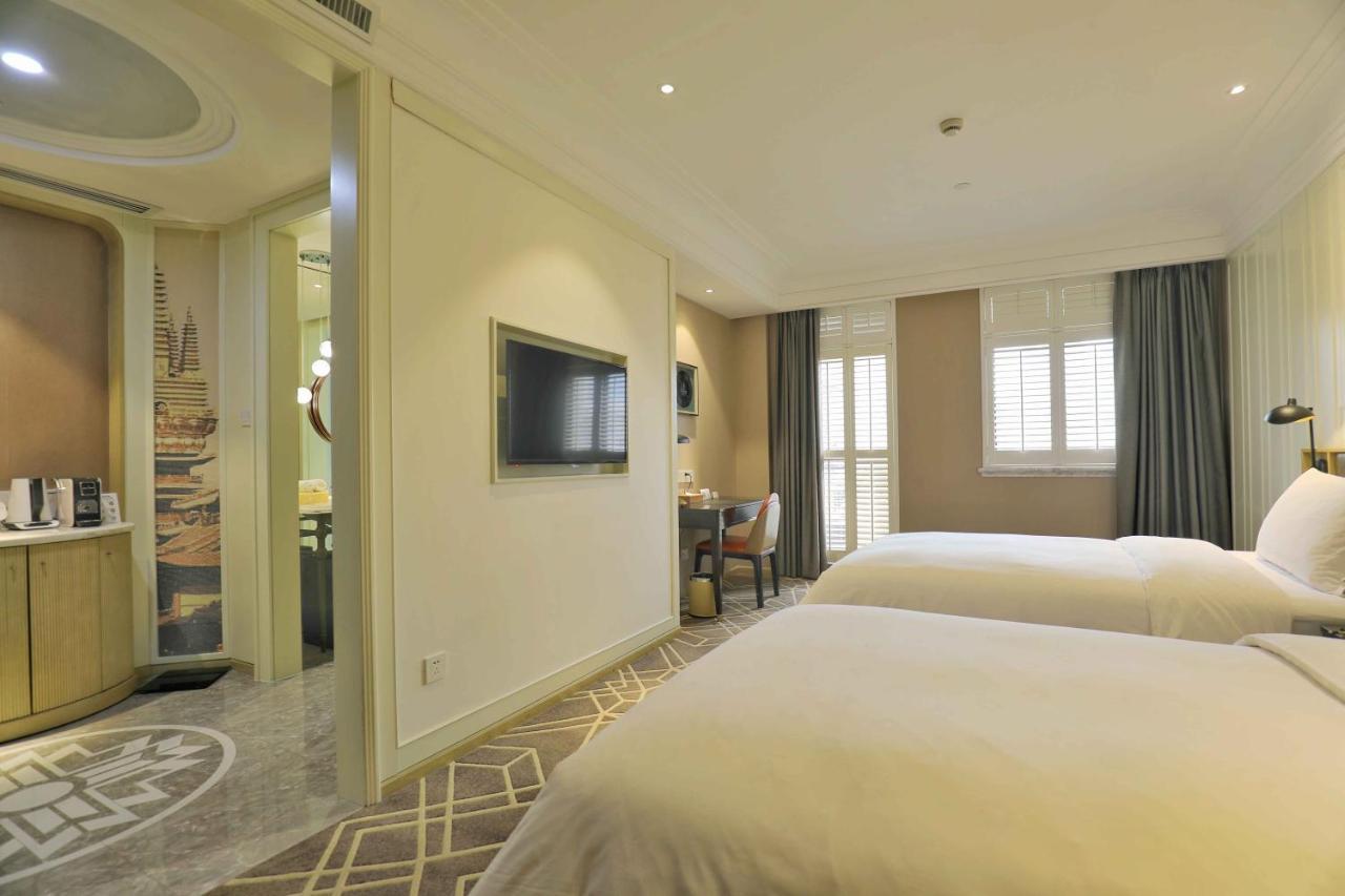 Jinjiang Metropolo Hotel Classic Nanjing Road Шанхай Екстер'єр фото