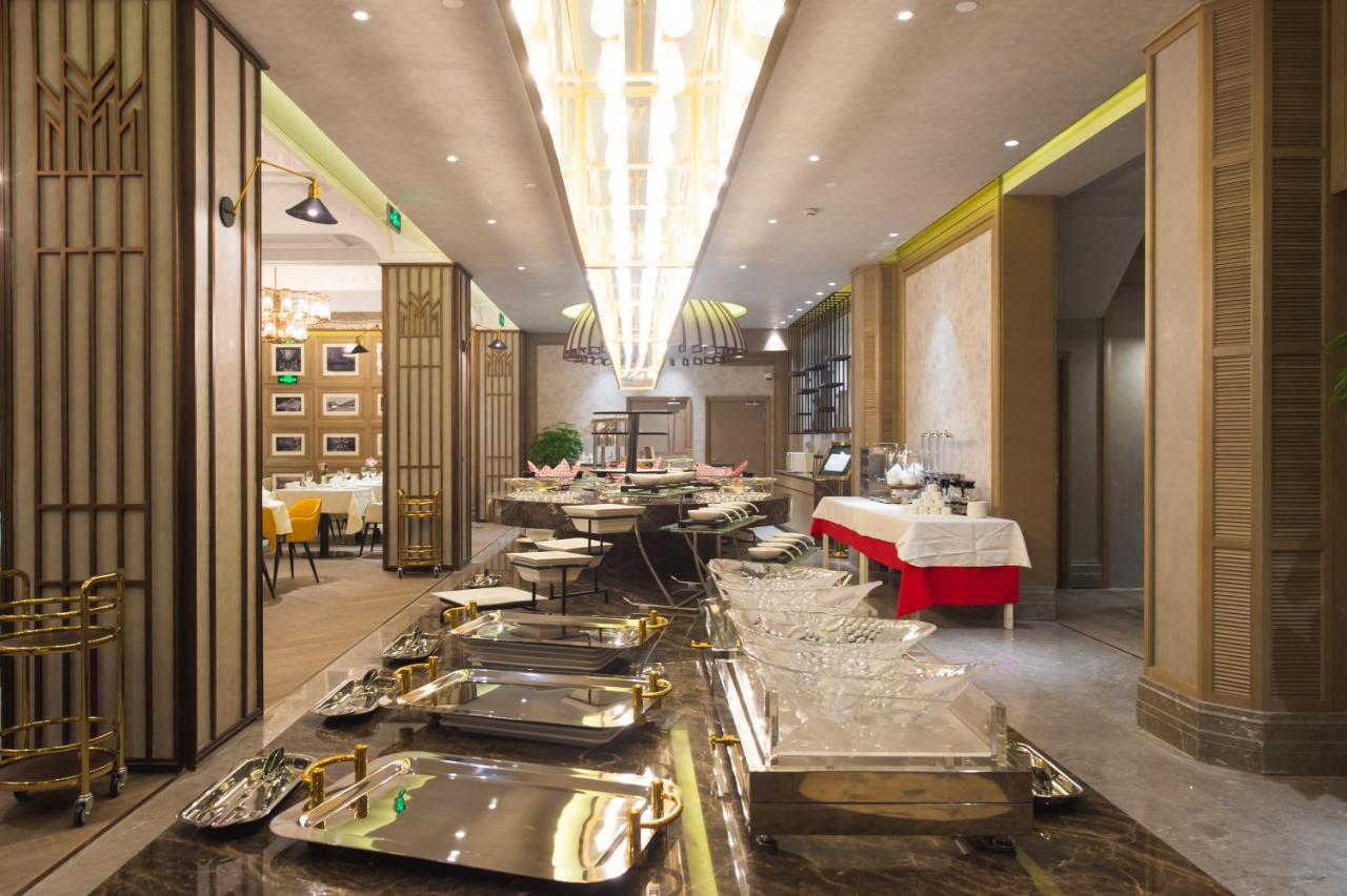 Jinjiang Metropolo Hotel Classic Nanjing Road Шанхай Екстер'єр фото