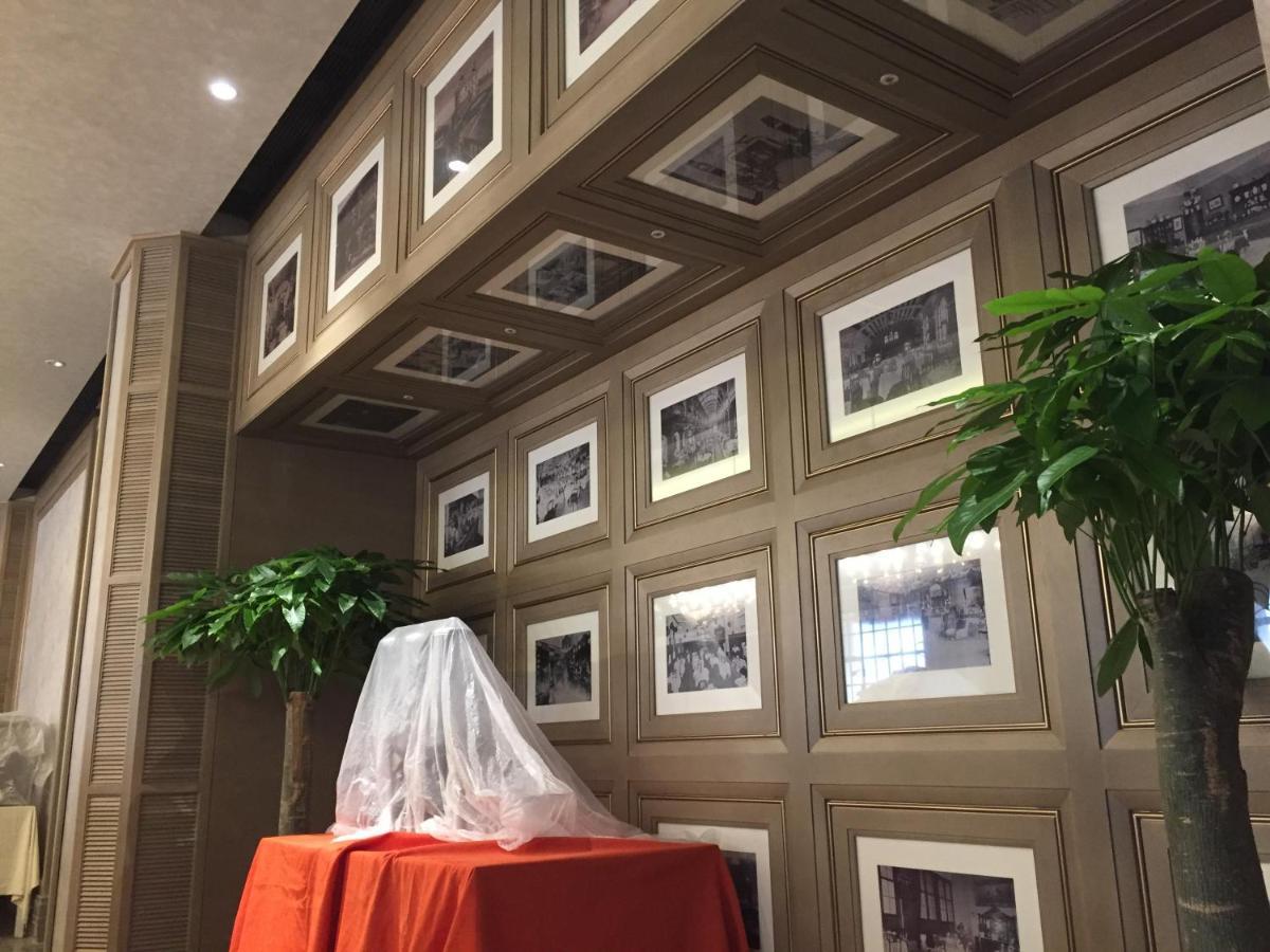 Jinjiang Metropolo Hotel Classic Nanjing Road Шанхай Екстер'єр фото